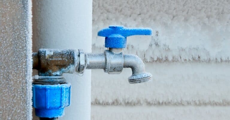 How to Prevent Frozen Pipes: A Guide For Ontario Homeowners